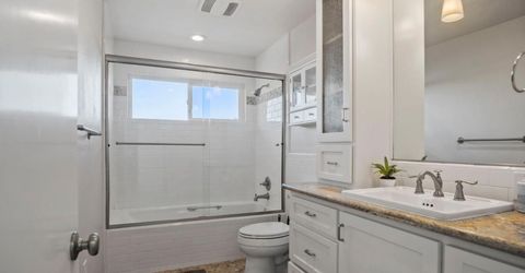 20201 N Dustin Rd, Acampo, CA 95220 Photo