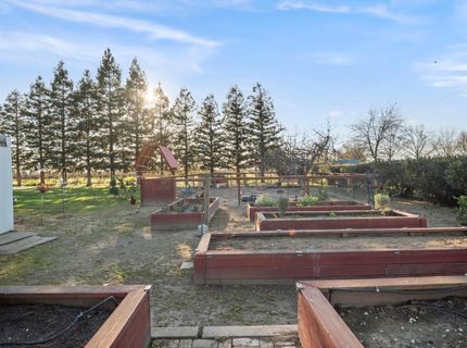20201 N Dustin Rd, Acampo, CA 95220 Photo