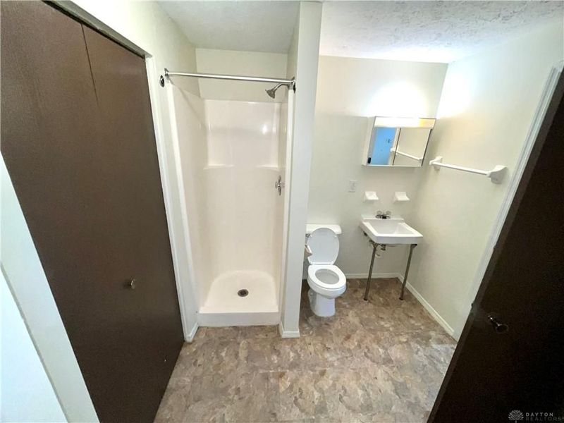 2531 Windsor Village Drive, Miami Township, OH 45342 Photo 9