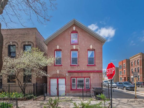 958 N Honore Street , Chicago, IL 60622