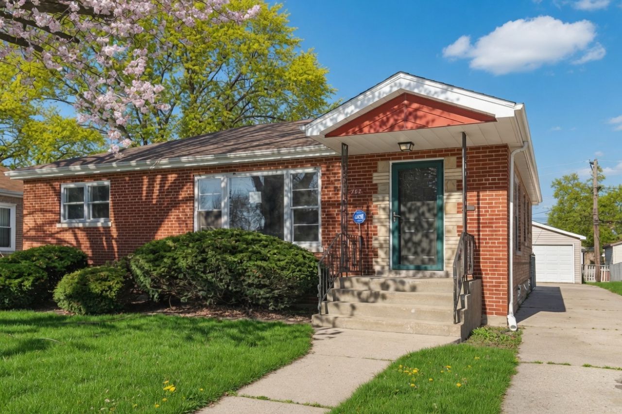 752 E 164th Street , South Holland, IL 60473 Main Photo