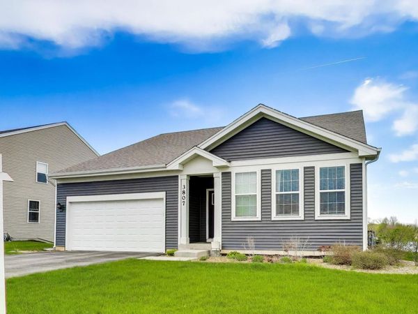 3807 Flynn Street , McHenry, IL 60050