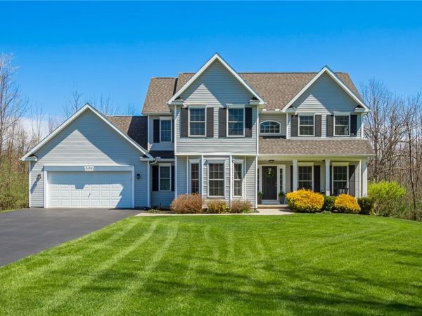 5100 Laura Lane , Canandaigua, NY 14424