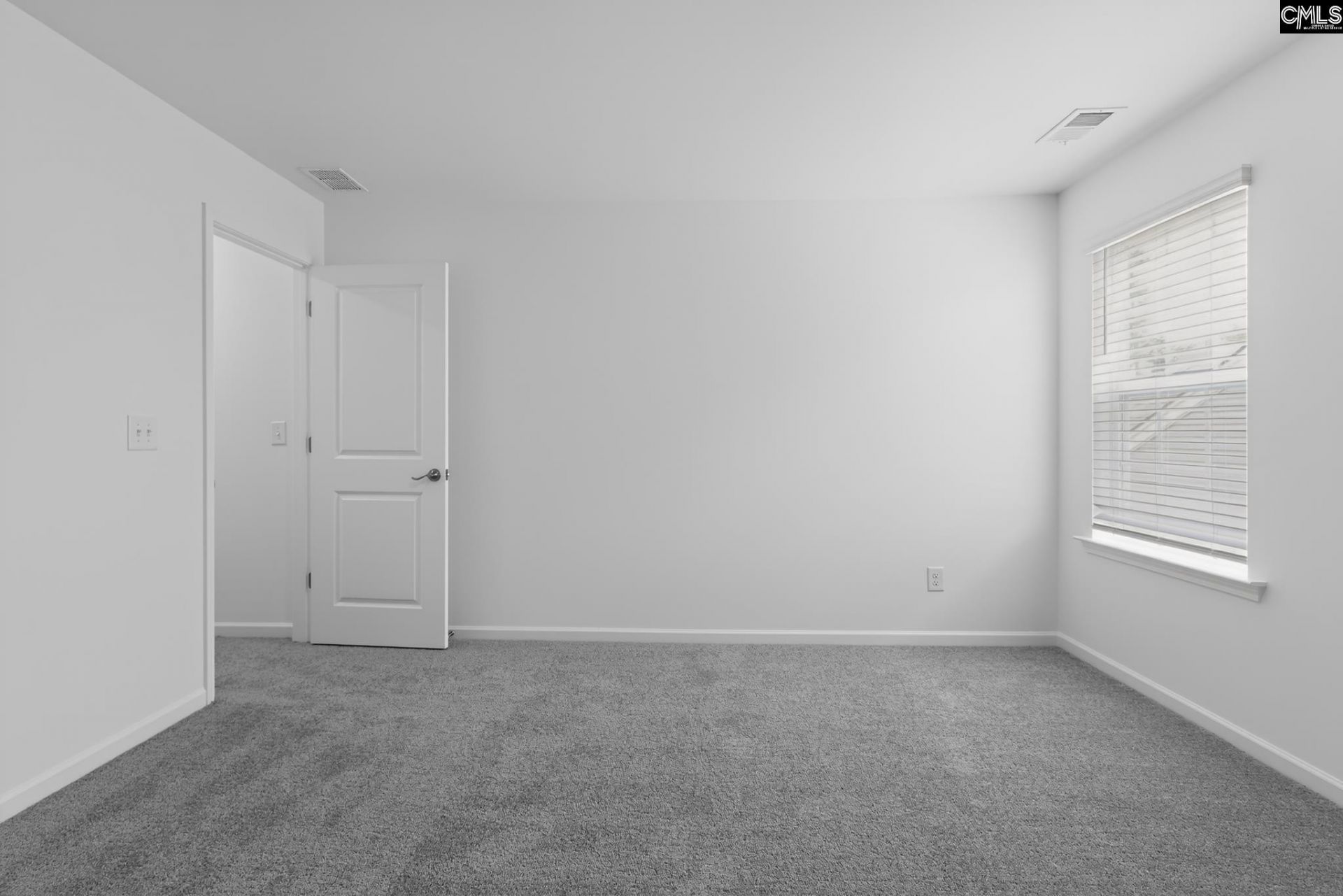 226 Foxglade Drive Photo 38