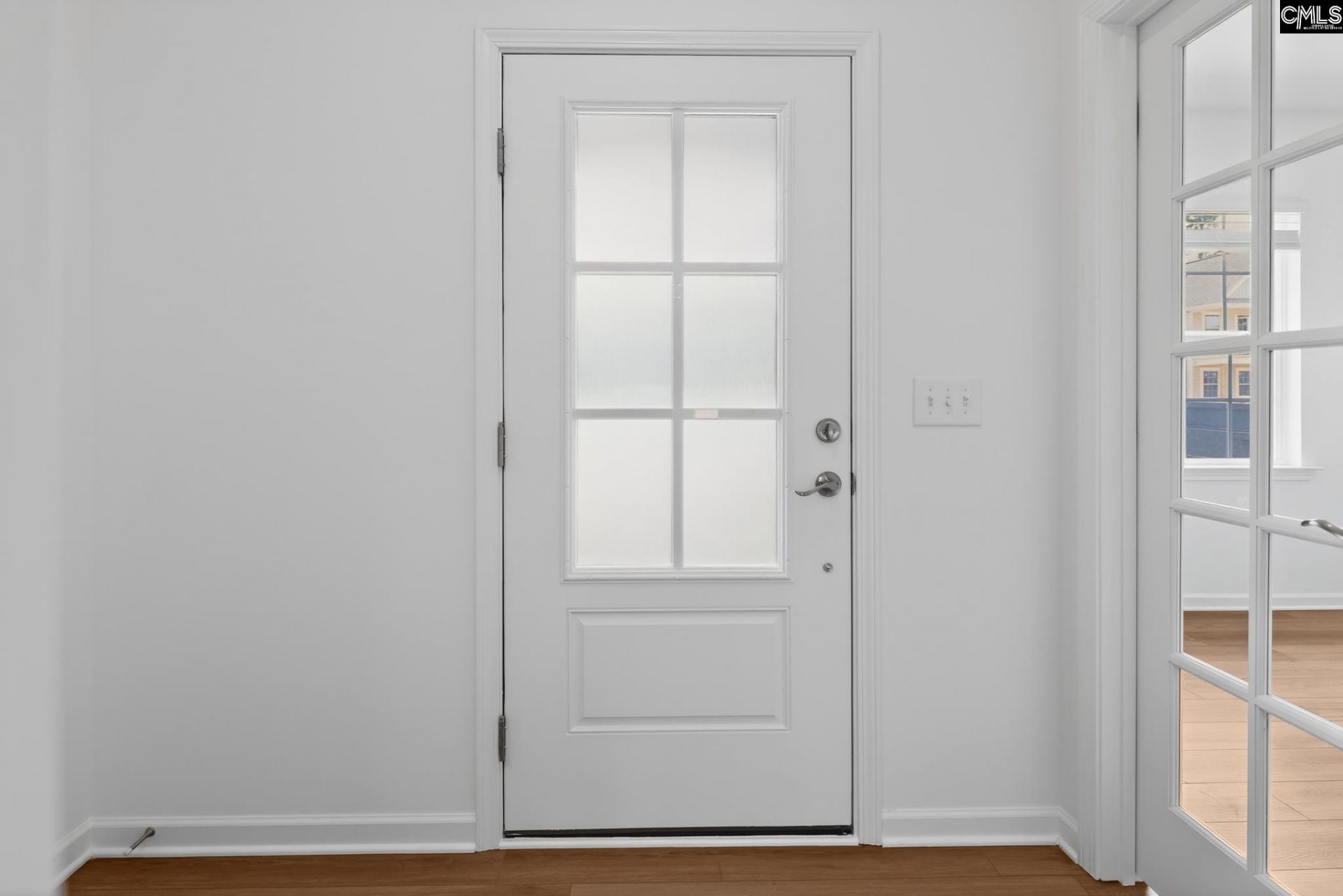 226 Foxglade Drive Photo 8