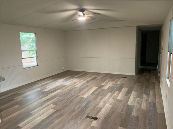 6816 Spruce Gum LN , Austin, TX 78744