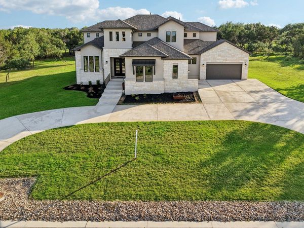 216 Spence LN, Liberty Hill, TX 78642