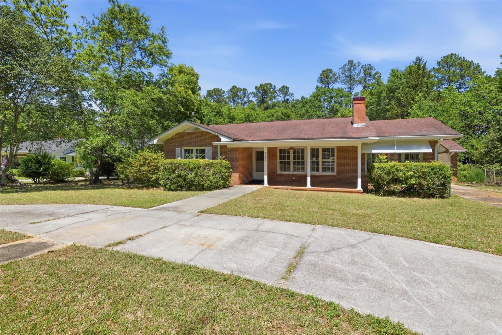 608 E 8th Avenue, Havana, FL 32333 Photo