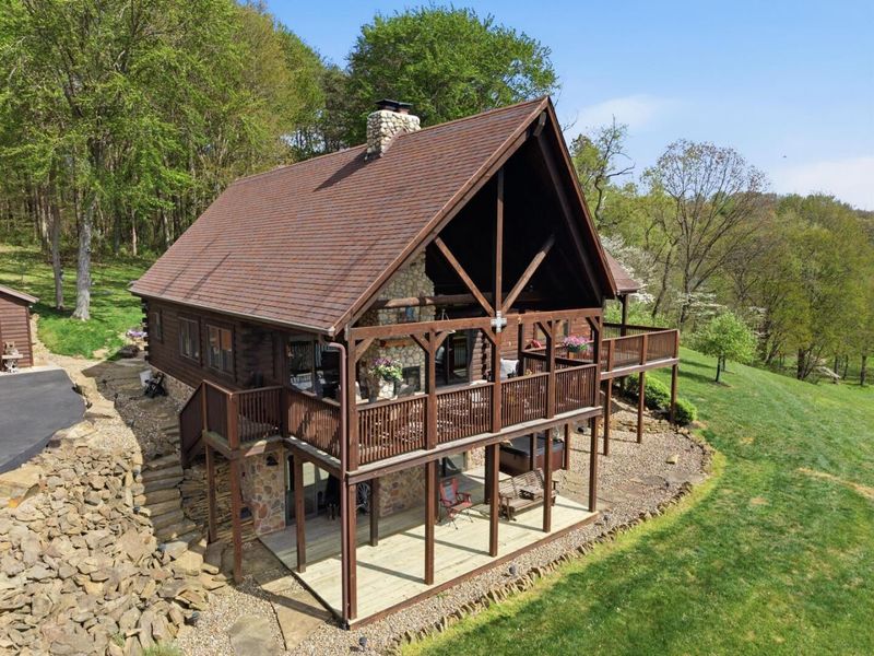 20358 Buena Vista Road , Rockbridge, OH 43149 Photo 4