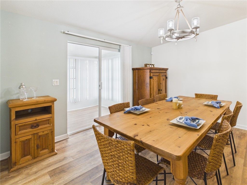 573 Dolphin Circle, Sebastian, FL 32976 Photo