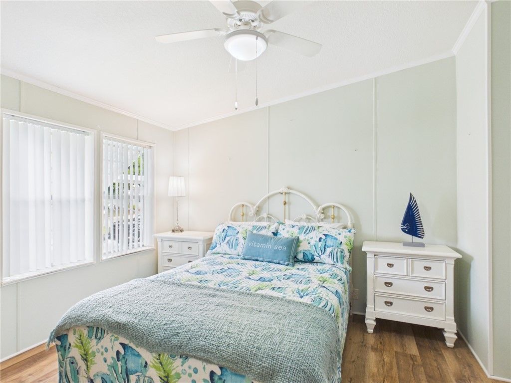 573 Dolphin Circle, Sebastian, FL 32976 Photo