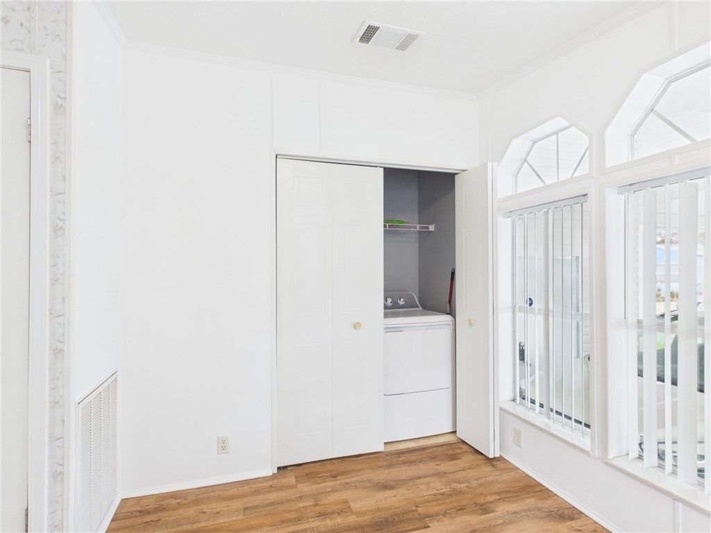 573 Dolphin Circle, Sebastian, FL 32976 Photo