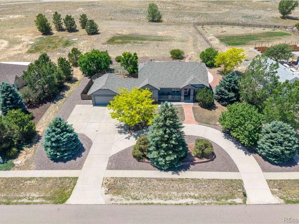 49240 Antelope Drive W, Bennett, CO 80102