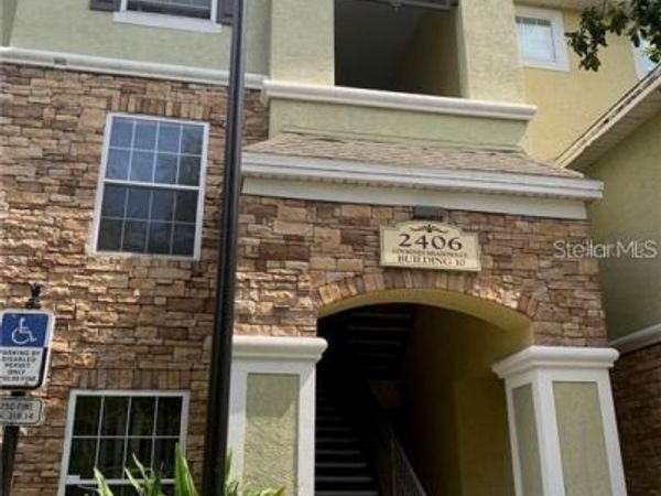 2406 COURTNEY MEADOWS COURT , Unit 104, TAMPA, FL 33619