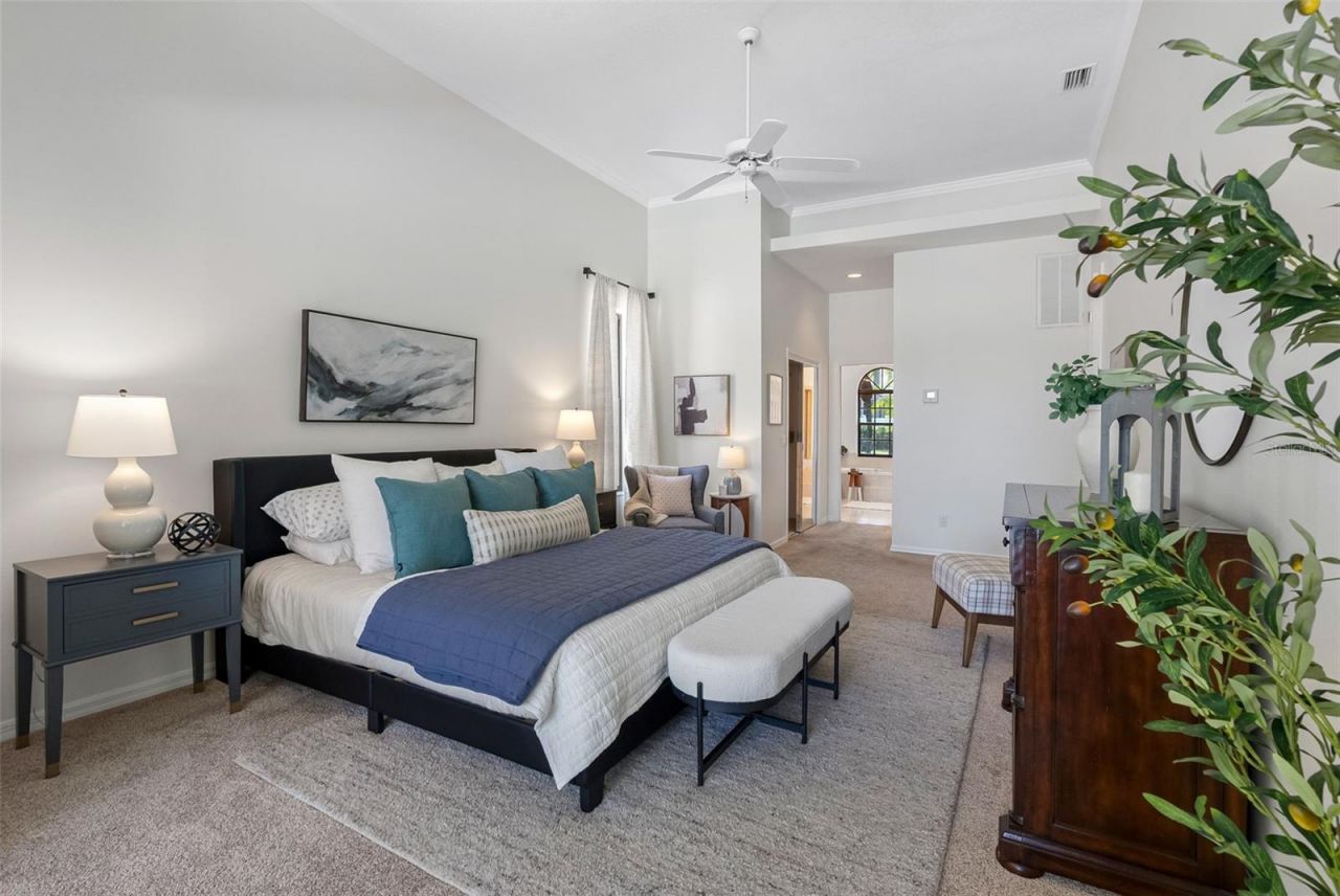 304 Lake Kell Court, Lutz, FL 33549 Photo