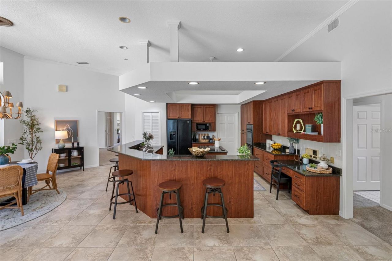 304 Lake Kell Court, Lutz, FL 33549 Photo