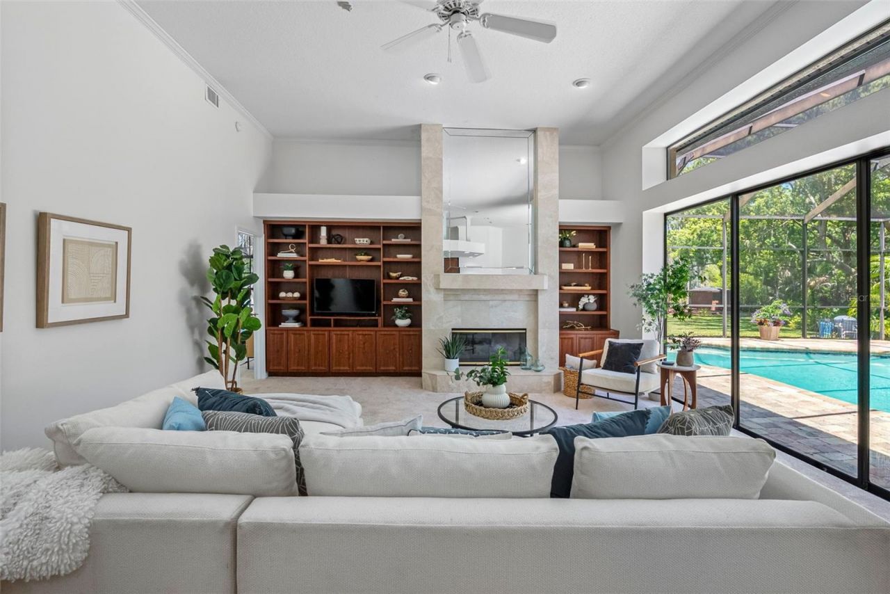 304 Lake Kell Court, Lutz, FL 33549 Photo