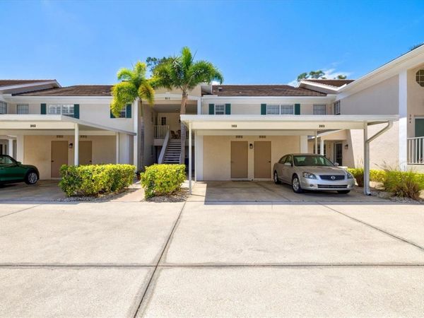 811 MONTROSE DRIVE , Unit 103, VENICE, FL 34293