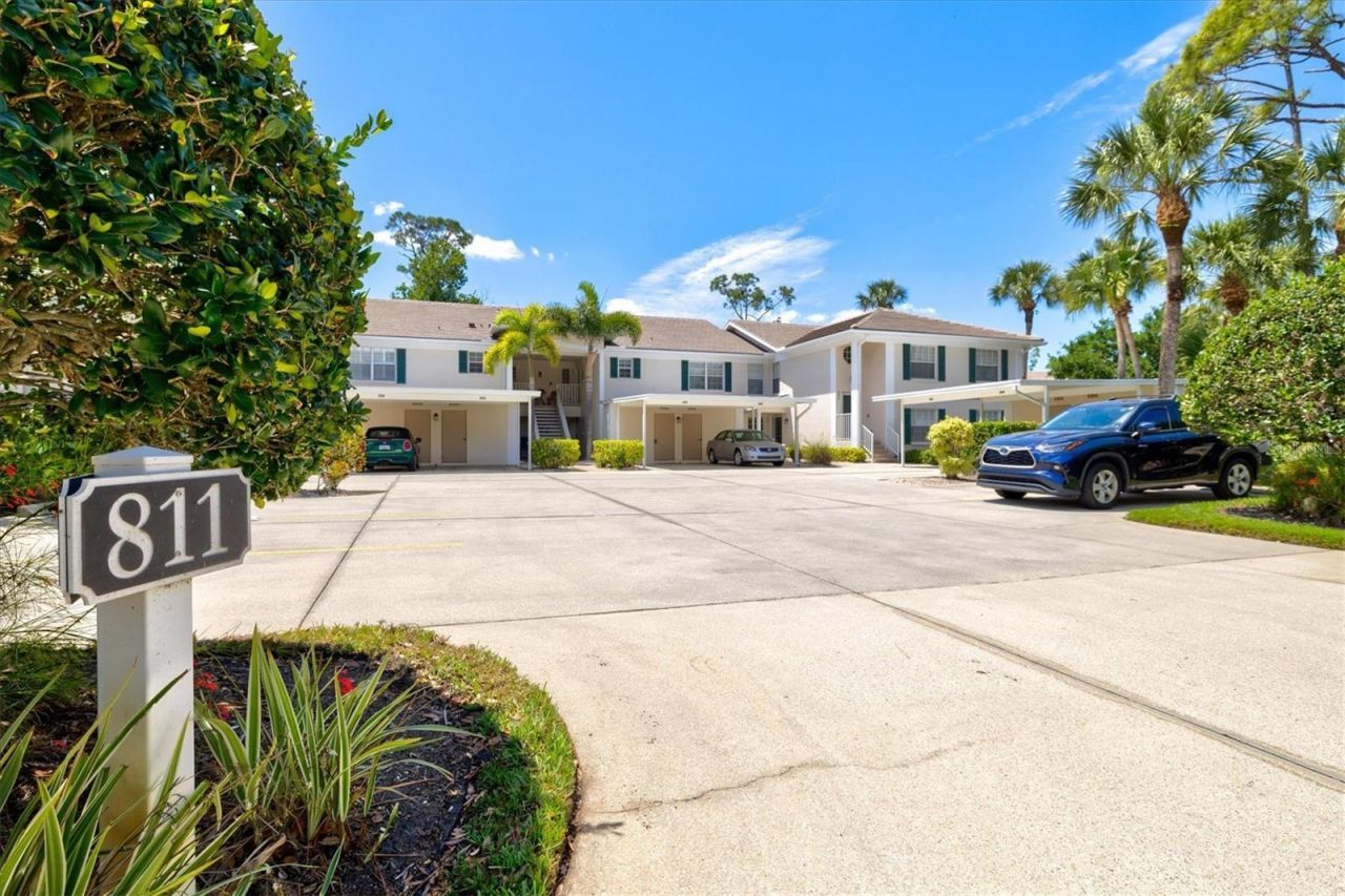 811 Montrose Drive, Unit 103, Venice, FL 34293 Photo