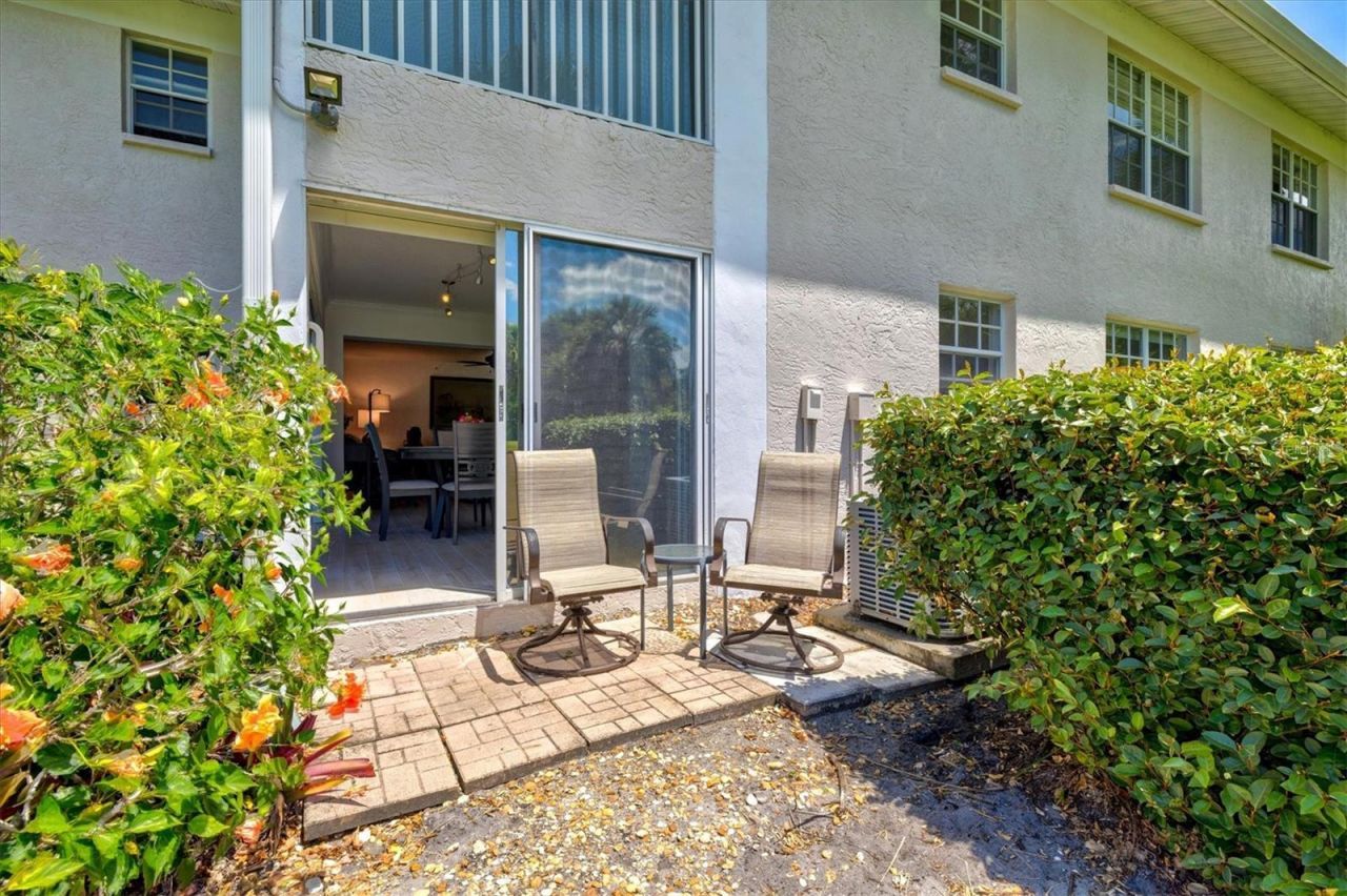 811 Montrose Drive, Unit 103, Venice, FL 34293 Photo