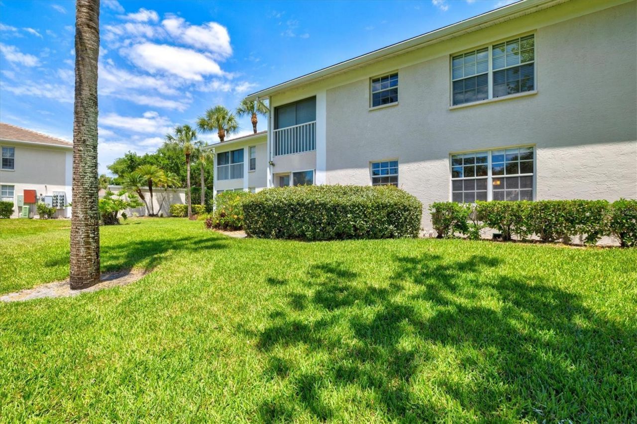 811 Montrose Drive, Unit 103, Venice, FL 34293 Photo