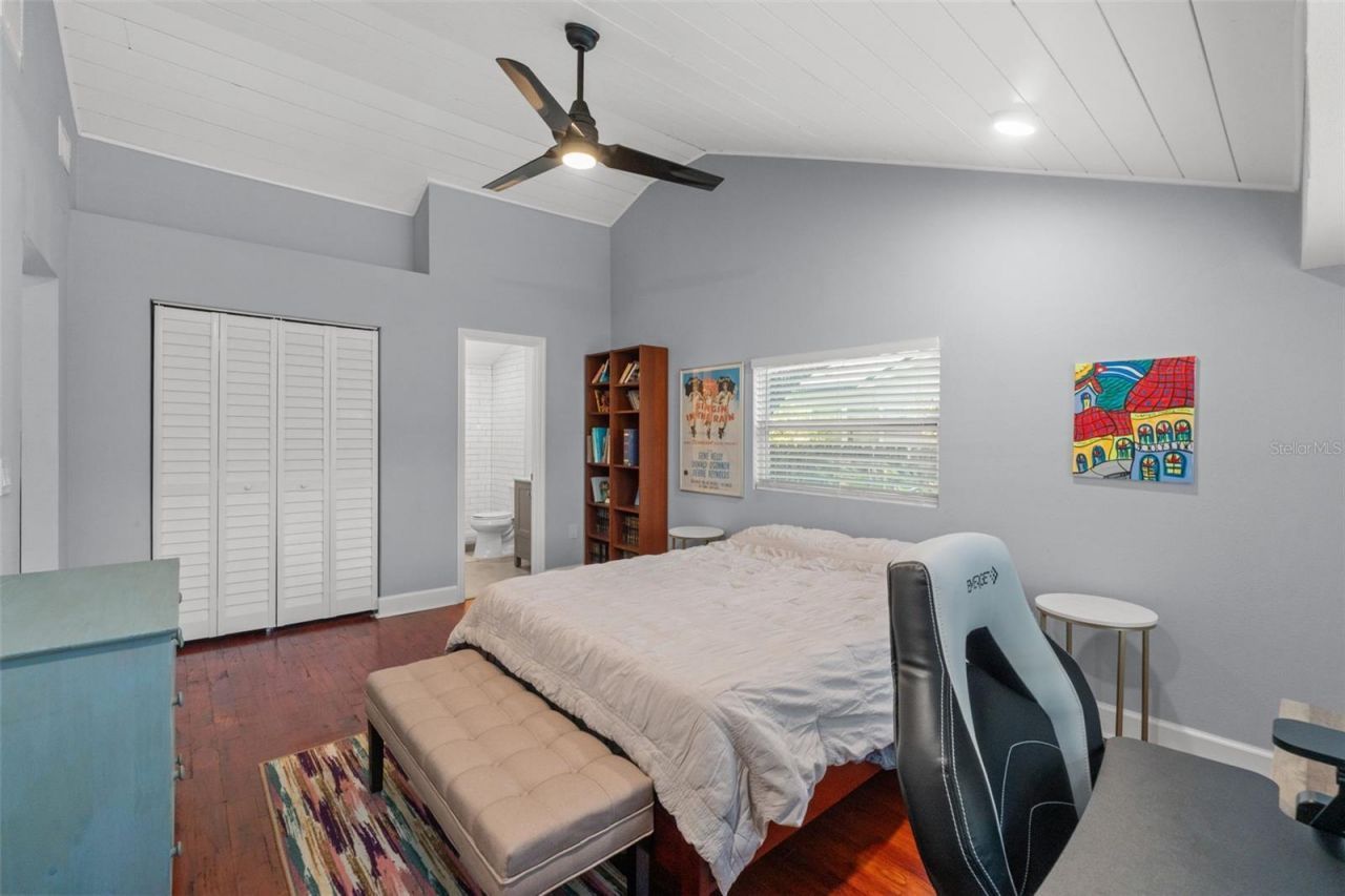 1502 E Park Circle , Tampa, FL 33610 Photo