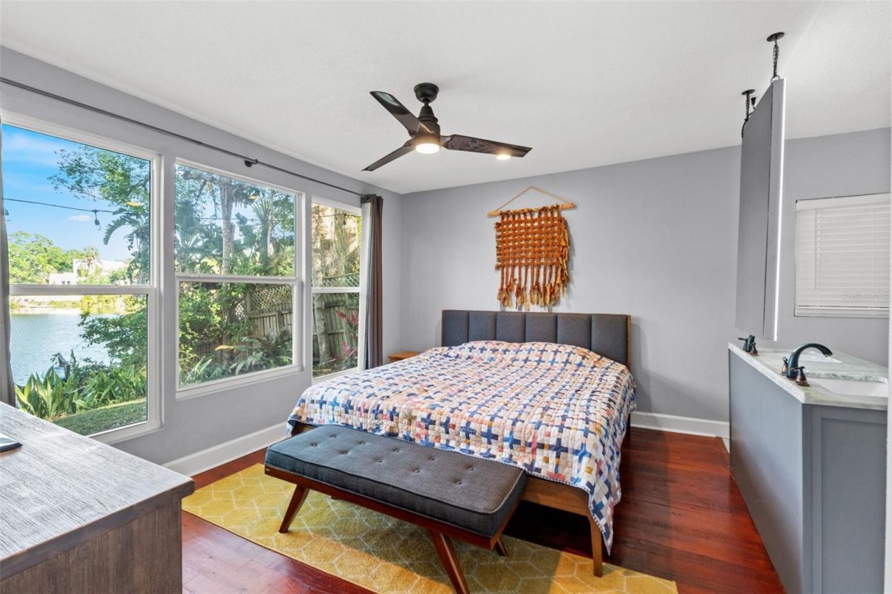 1502 E Park Circle , Tampa, FL 33610 Photo