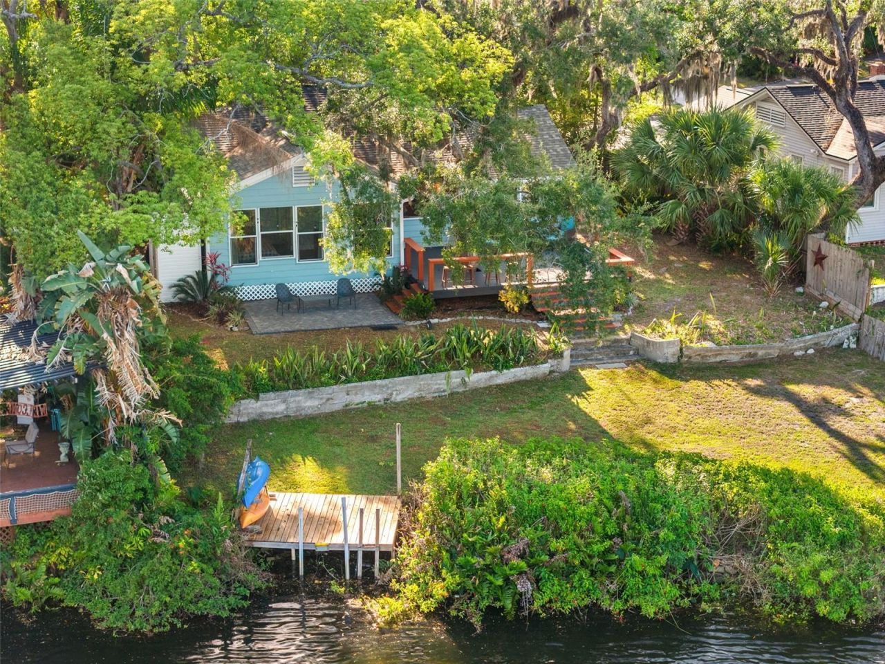 1502 E Park Circle , Tampa, FL 33610 Photo