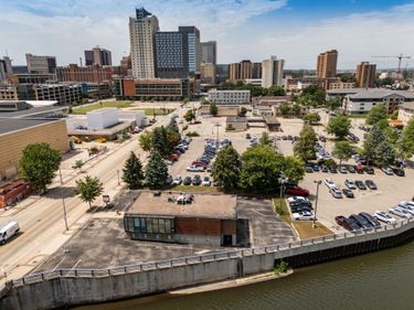 307 E Center Street, Rochester, MN 55904