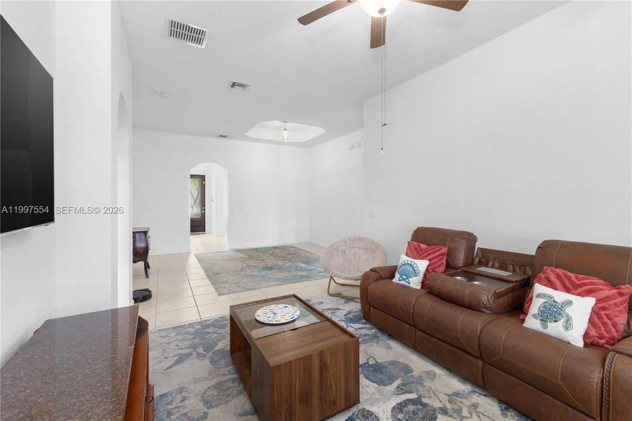 3747 SE 5th Ct, Homestead, FL 33033 Photo