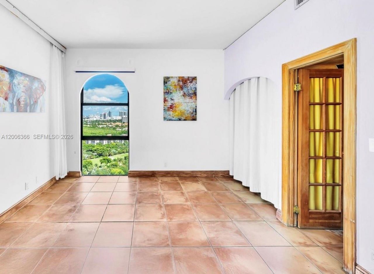 20301 W Country Club Dr, Unit PH22, Aventura, FL 33180 Photo