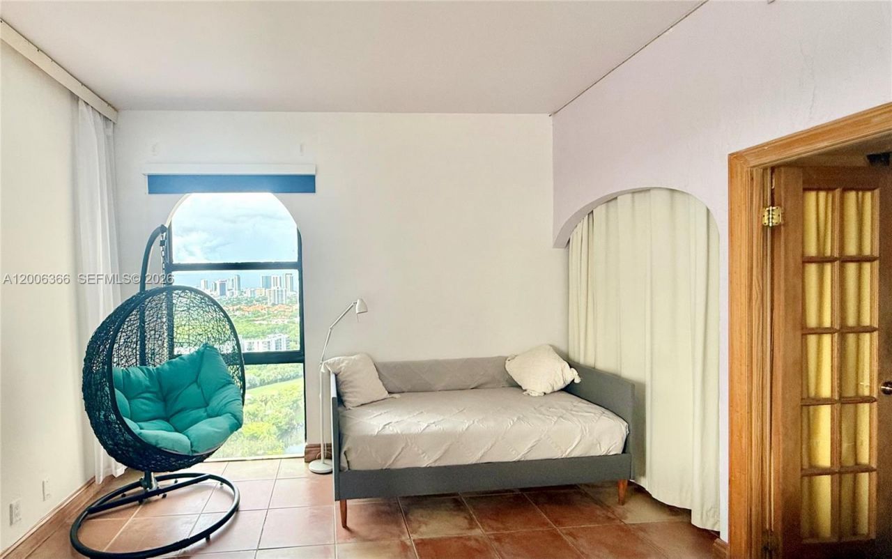 20301 W Country Club Dr, Unit PH22, Aventura, FL 33180 Photo