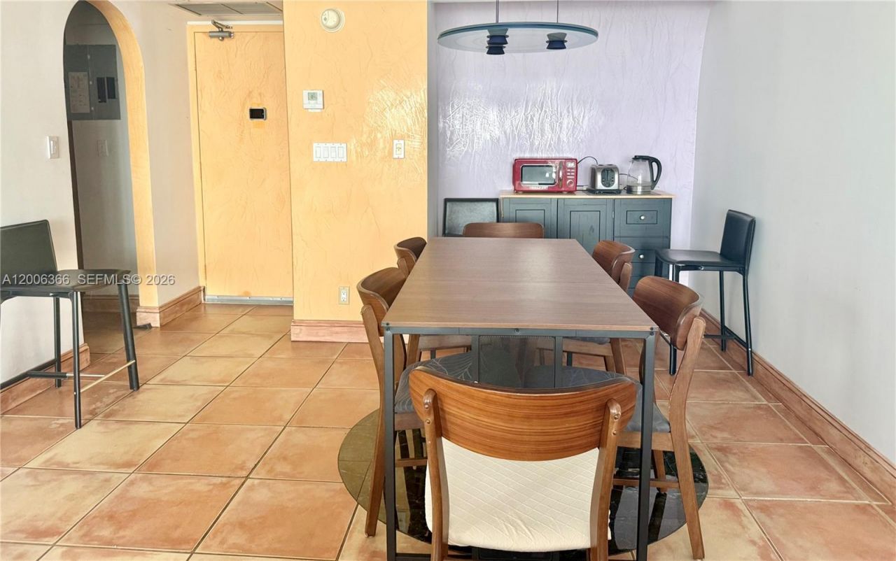 20301 W Country Club Dr, Unit PH22, Aventura, FL 33180 Photo