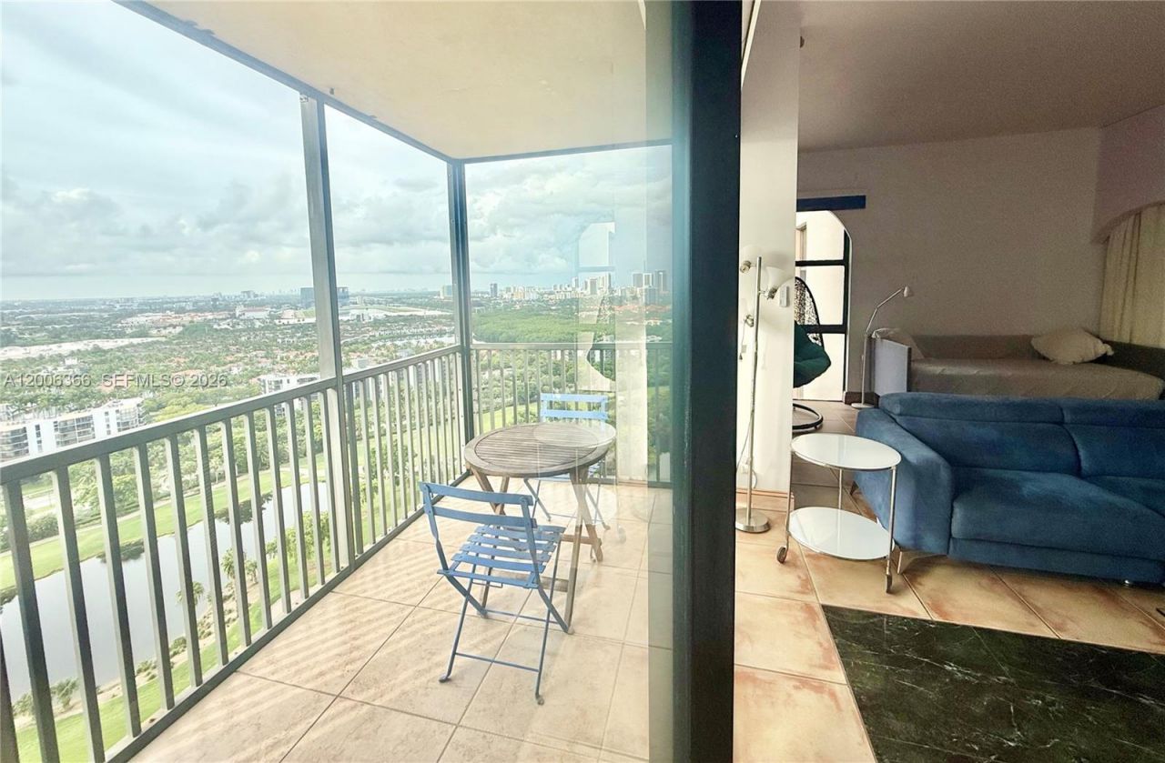 20301 W Country Club Dr, Unit PH22, Aventura, FL 33180 Photo