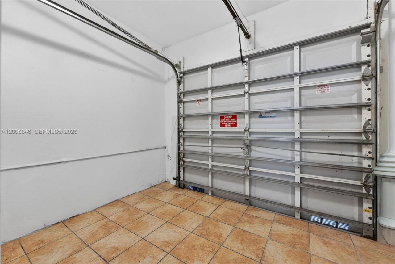 4822 NW 114th Ct, Doral, FL 33178 Photo