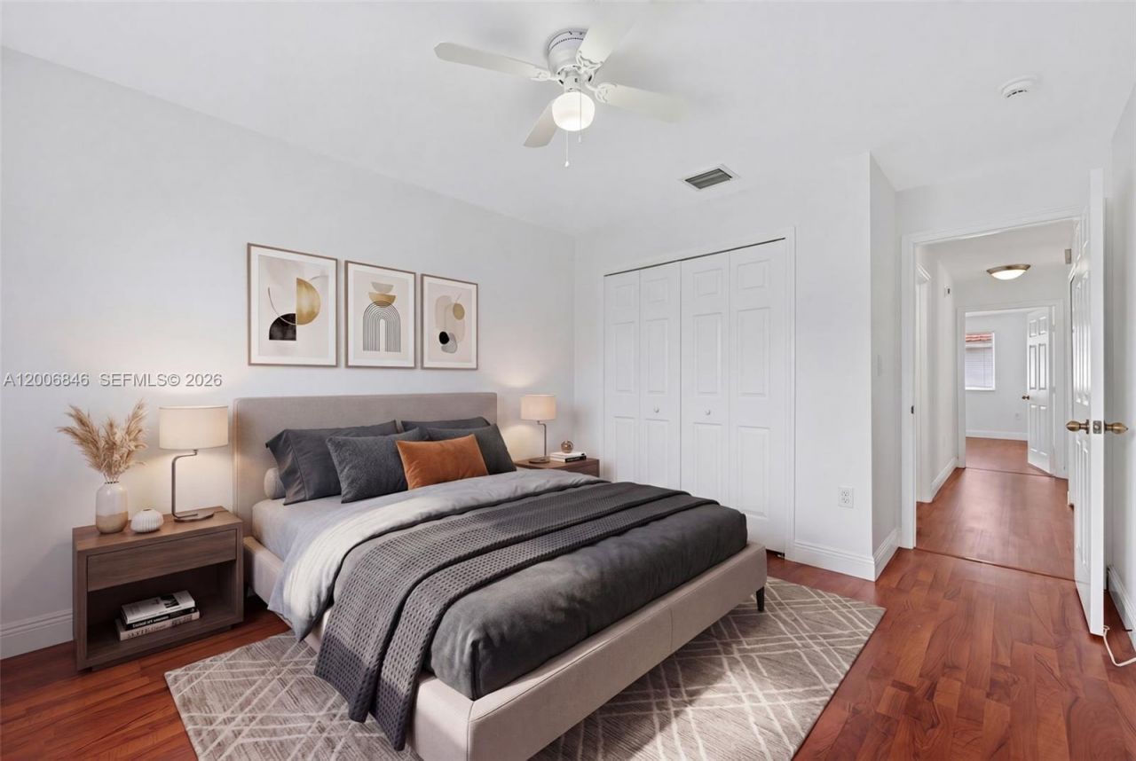 4822 NW 114th Ct, Doral, FL 33178 Photo