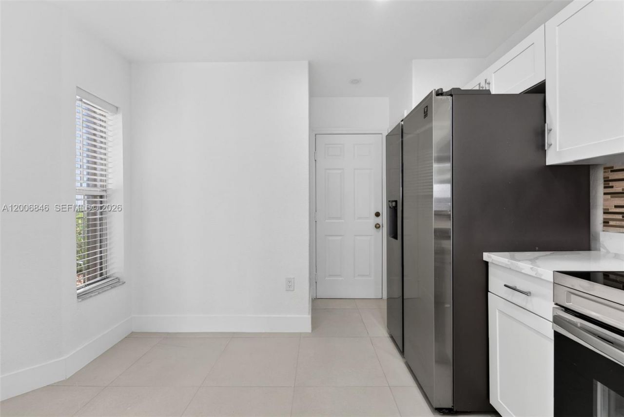 4822 NW 114th Ct, Doral, FL 33178 Photo