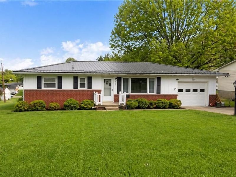 1870 Walnut, Coshocton, OH 43812 Photo 1