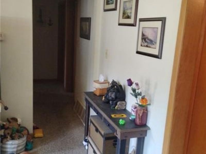 1870 Walnut, Coshocton, OH 43812 Photo 4