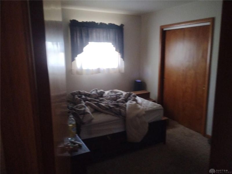 1870 Walnut, Coshocton, OH 43812 Photo 9