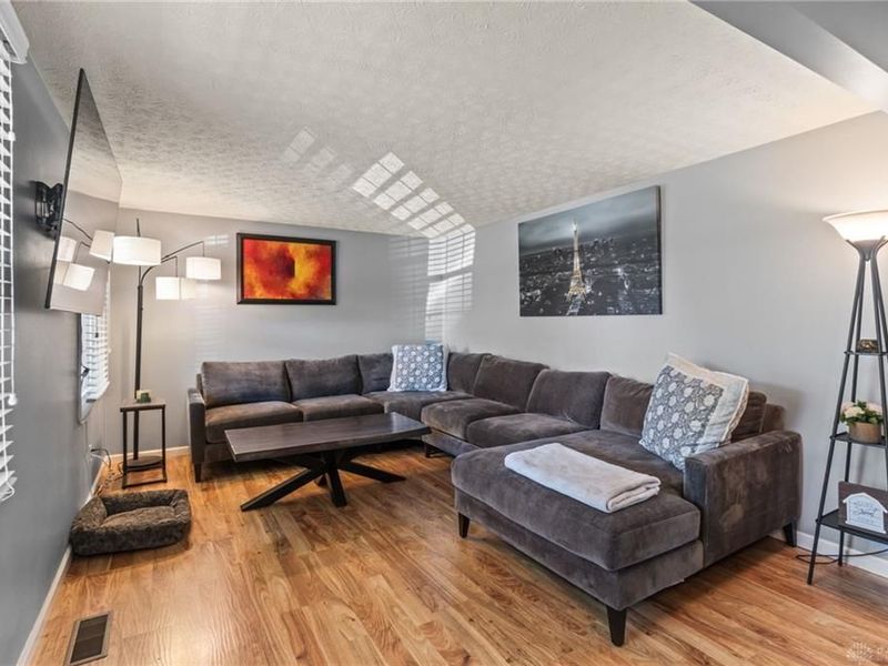 2460 Kewanna Lane, Beavercreek, OH 45434 Photo 10