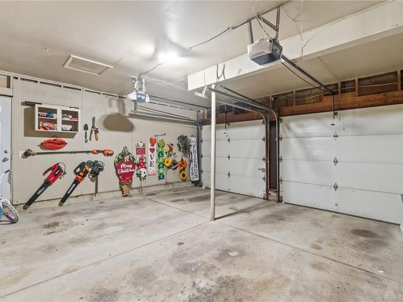 2460 Kewanna Lane, Beavercreek, OH 45434 Photo 39