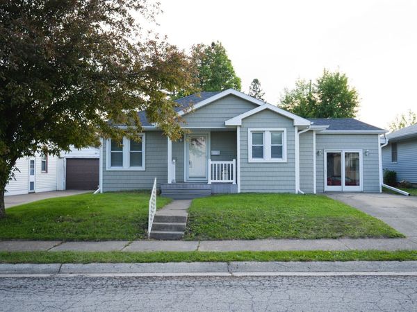 1561 Argyle Street, Lasalle, IL 61301