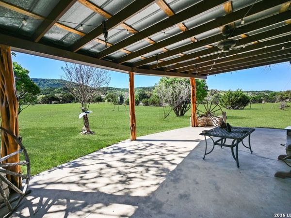 348 ROCKY ROAD, Pipe Creek, TX 78063