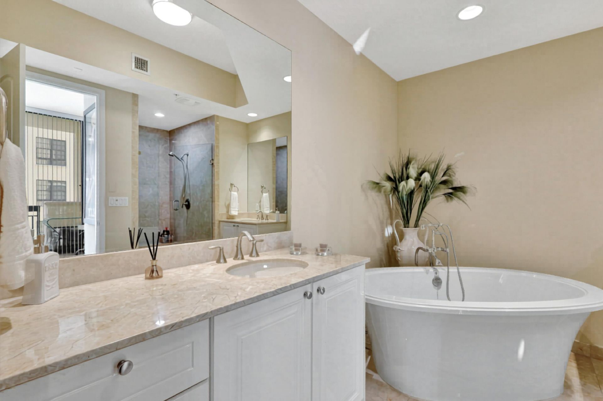 701 S Olive Avenue, Unit 1909, West Palm Beach, FL 33401 Photo