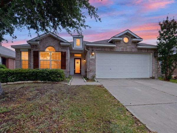 1037 Johnson City Avenue, Forney, TX 75126