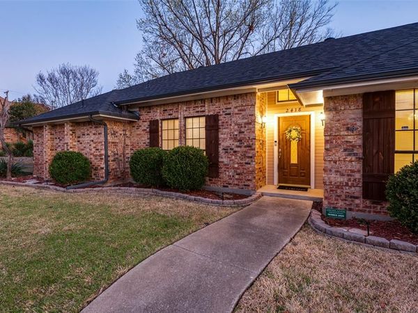 2418 Vista Glen Lane, Carrollton, TX 75007