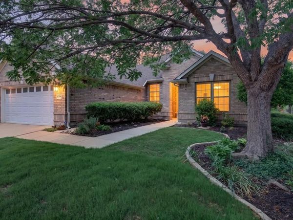 9504 Pinewood Drive , Denton, TX 76207