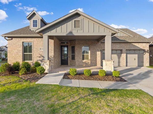 8808 Royal Star Road, Rowlett, TX 75089