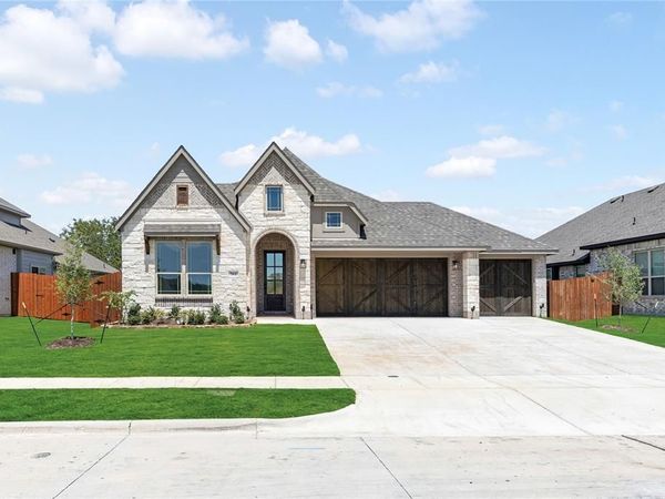 561 Red Maple Road, Waxahachie, TX 75165